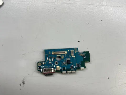 Galaxy S25+ 無法充電維修紀錄